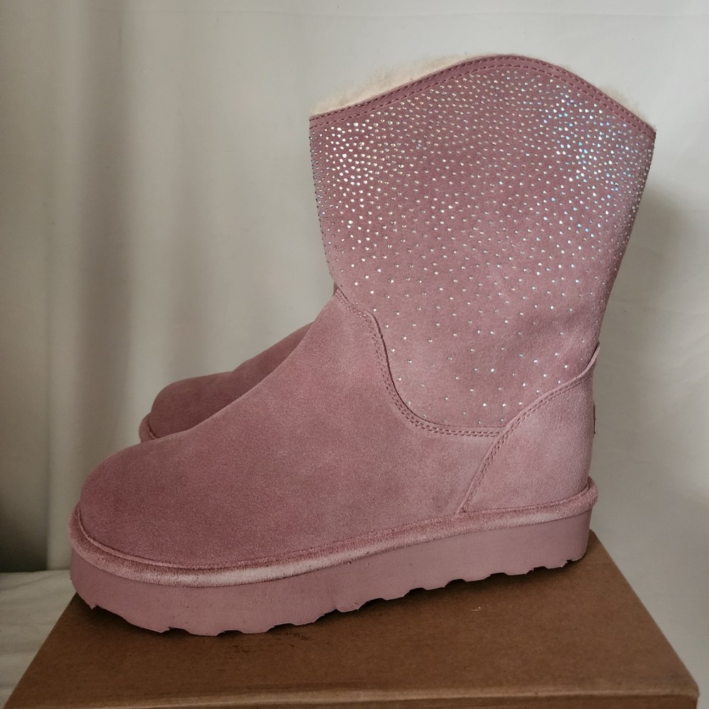 NWOB Bearpaw Glam Platform Boots Pink 12